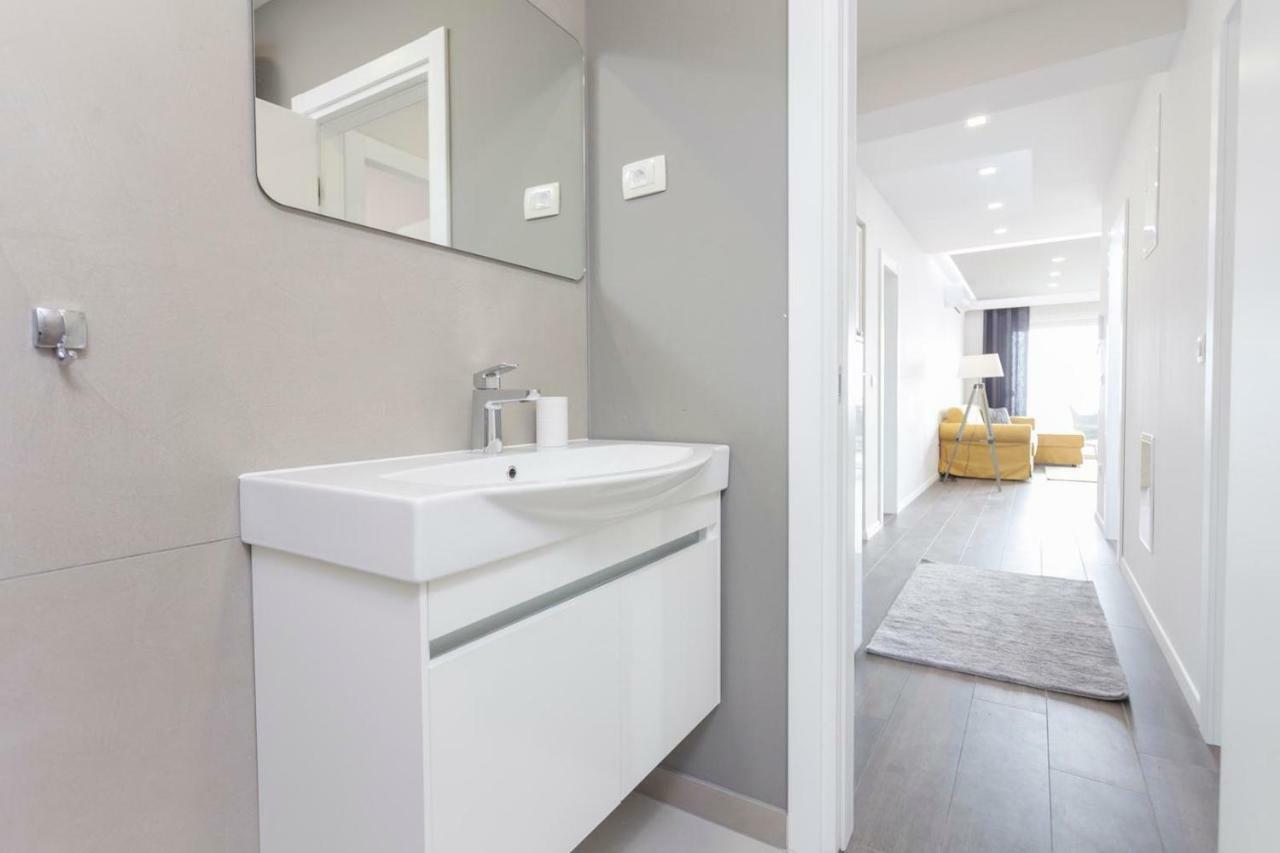 Luxury Apartment Stockholm -Sea&City View Makarska Zewnętrze zdjęcie